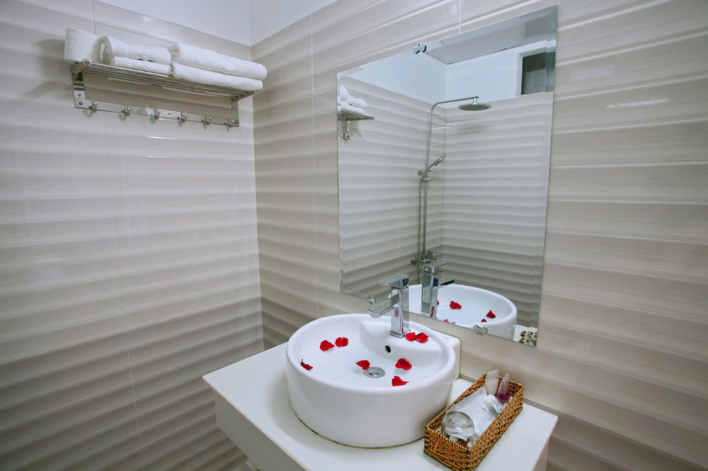 Hotel Glory Dragon Nha Trang Exterior foto